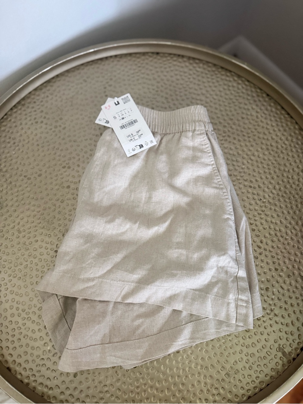 Zara Linen Shorts in Light Beige